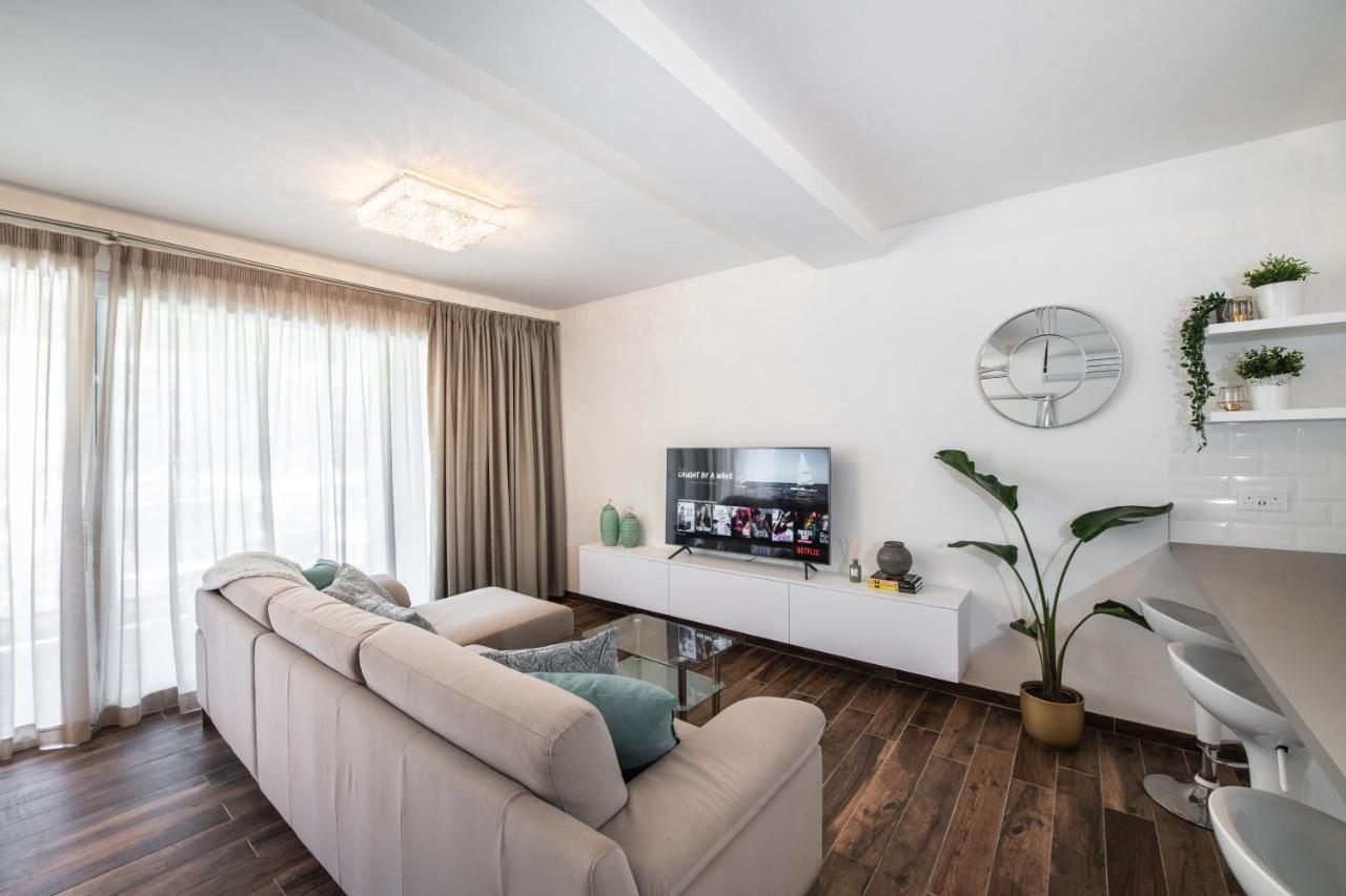 Electra Residence - Luxury Central Beachview Apartment マルサルフォーン エクステリア 写真