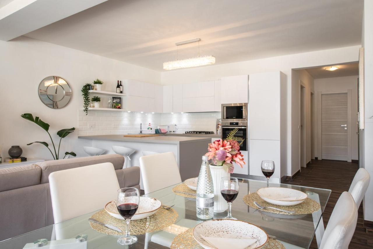Electra Residence - Luxury Central Beachview Apartment マルサルフォーン エクステリア 写真